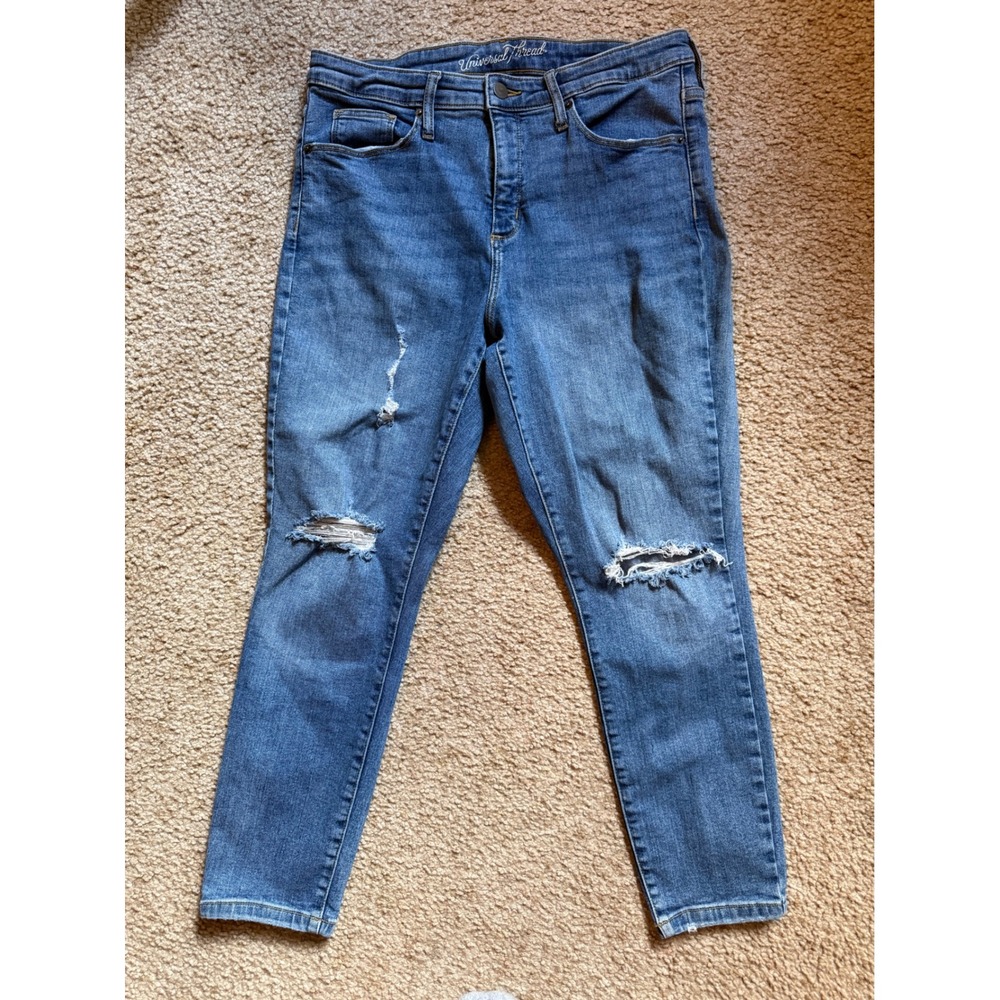 Universal Thread Womens High Rise Skinny crop Distressed Jeans Medium Wash12/31R